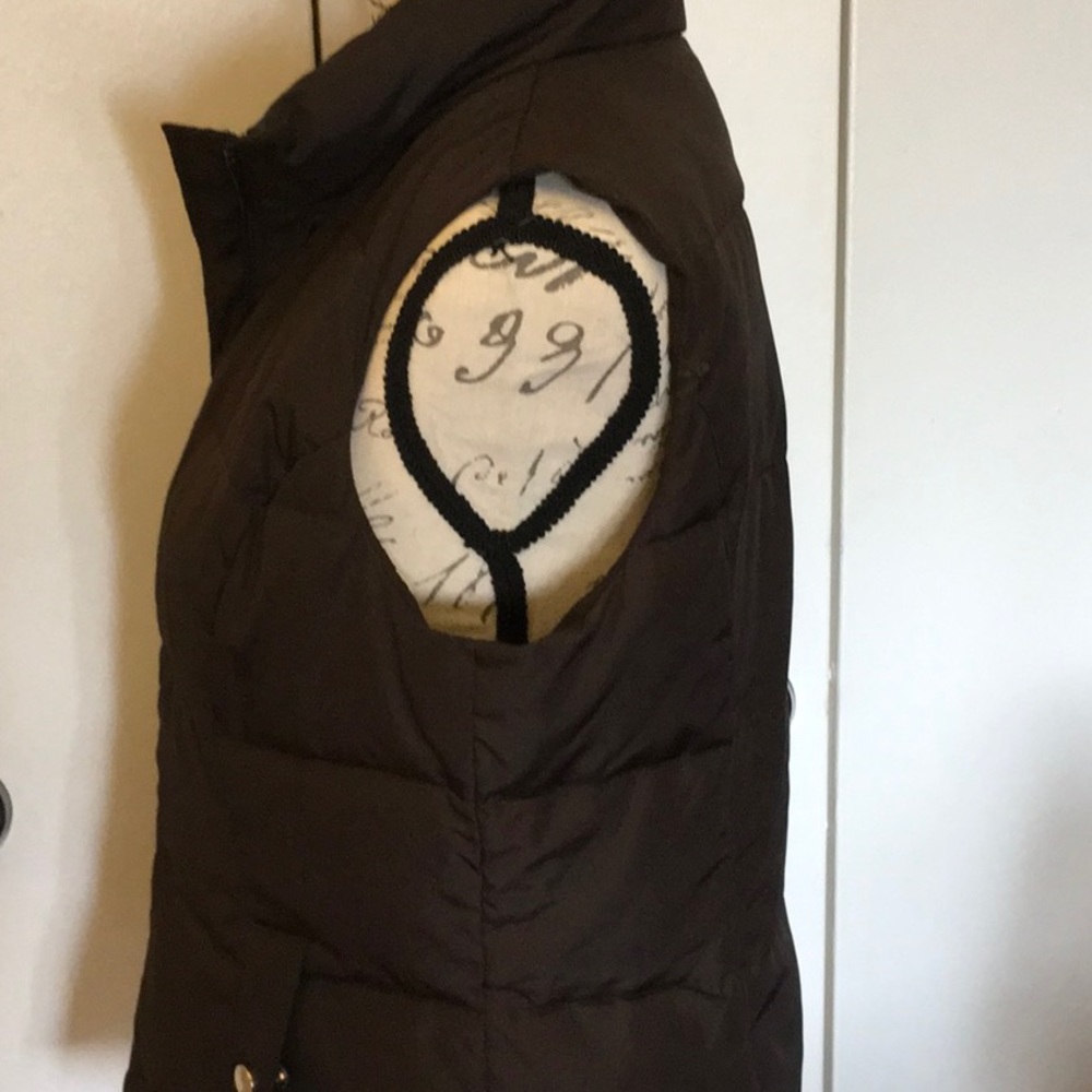 Vest - Picture 4 of 7